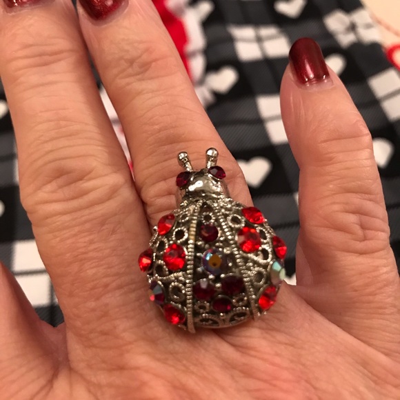 Adorable Ladies Fashion Lady Bug Ring - Picture 4 of 8